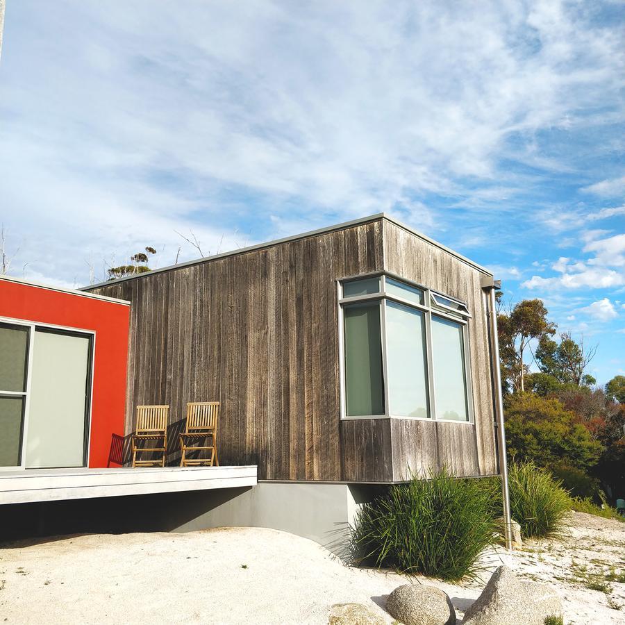 Aplite House * Coles Bay